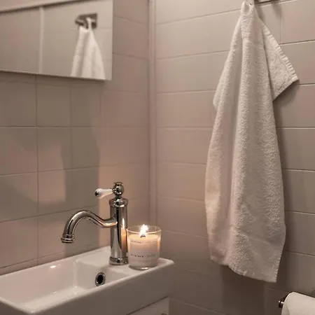 Seafront With Jacuzzi Semesterbostad